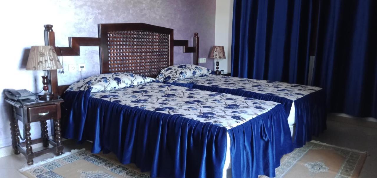 Hotel Cote D'Or M'dik Luaran gambar