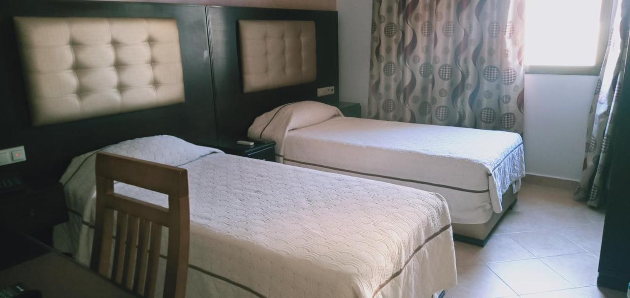 Hotel Cote D'Or M'dik Luaran gambar