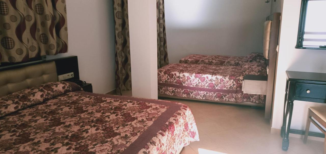 Hotel Cote D'Or M'dik Luaran gambar